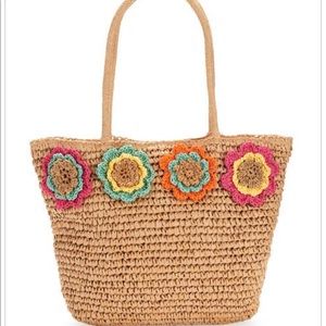 Straw Tote with flowers